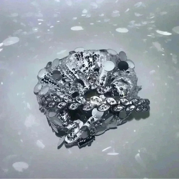 Tassel Sequin Shoulder Bag with Round Handle Underarm Bags Women Girl - Picture 4 of 9